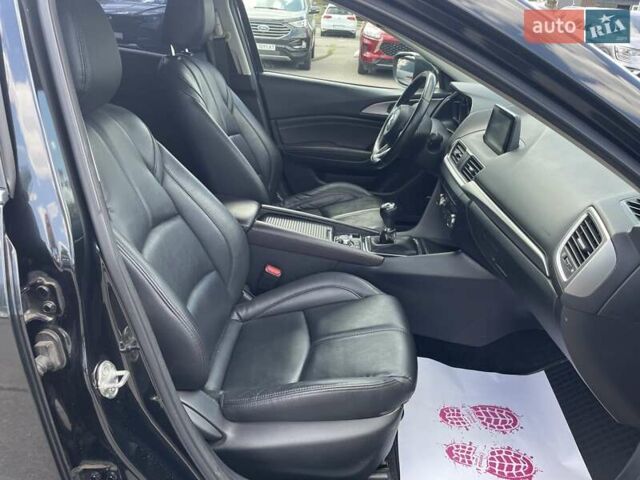 Черный Мазда 3, объемом двигателя 2.5 л и пробегом 96 тыс. км за 12900 $, фото 14 на Automoto.ua