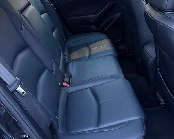 Черный Мазда 3, объемом двигателя 2.49 л и пробегом 92 тыс. км за 12900 $, фото 15 на Automoto.ua