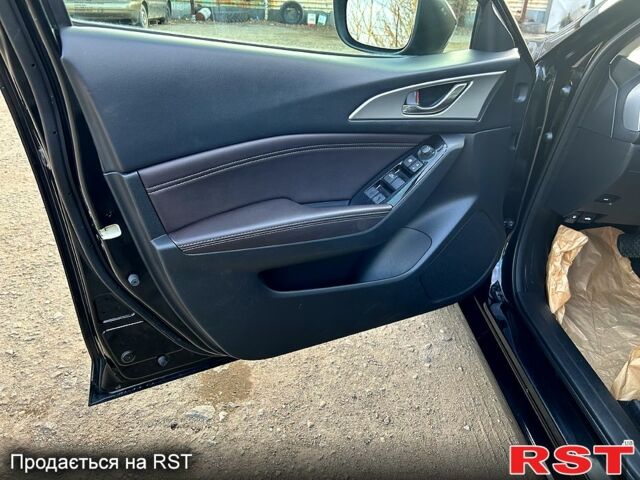 Черный Мазда 3, объемом двигателя 2.5 л и пробегом 100 тыс. км за 14000 $, фото 9 на Automoto.ua