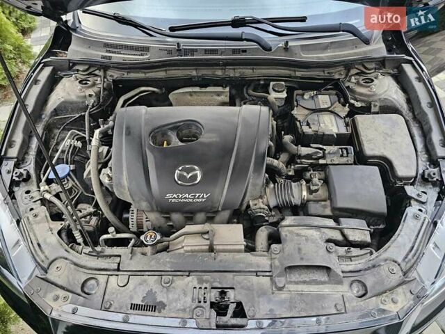 Черный Мазда 3, объемом двигателя 2 л и пробегом 75 тыс. км за 13500 $, фото 7 на Automoto.ua