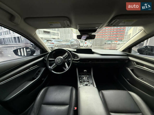 Черный Мазда 3, объемом двигателя 2.49 л и пробегом 65 тыс. км за 16550 $, фото 9 на Automoto.ua