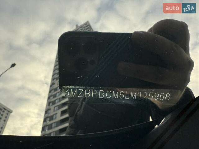 Черный Мазда 3, объемом двигателя 2.49 л и пробегом 65 тыс. км за 16550 $, фото 12 на Automoto.ua