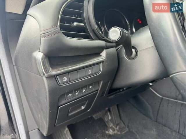 Черный Мазда 3, объемом двигателя 2.5 л и пробегом 28 тыс. км за 13000 $, фото 17 на Automoto.ua