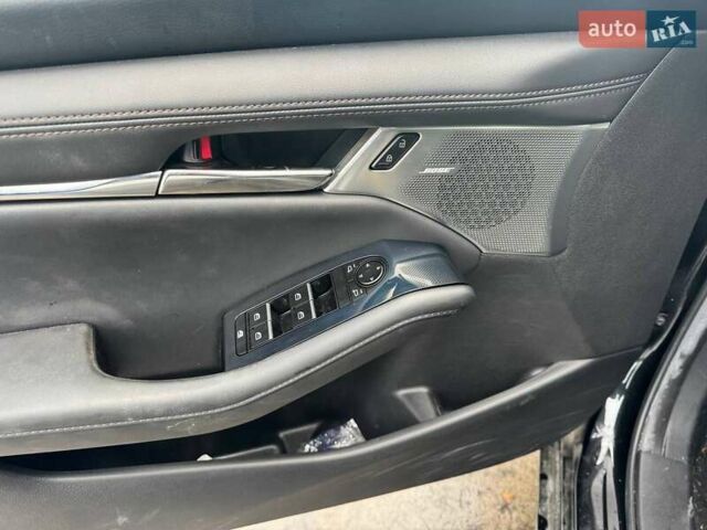 Черный Мазда 3, объемом двигателя 2.5 л и пробегом 28 тыс. км за 13000 $, фото 15 на Automoto.ua