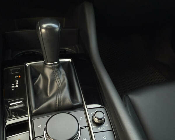 Черный Мазда 3, объемом двигателя 2.49 л и пробегом 58 тыс. км за 14500 $, фото 9 на Automoto.ua