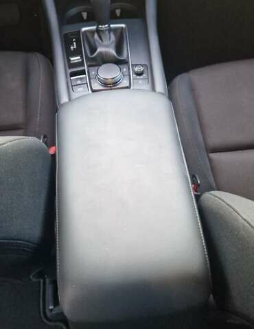 Черный Мазда 3, объемом двигателя 2.49 л и пробегом 40 тыс. км за 17500 $, фото 15 на Automoto.ua