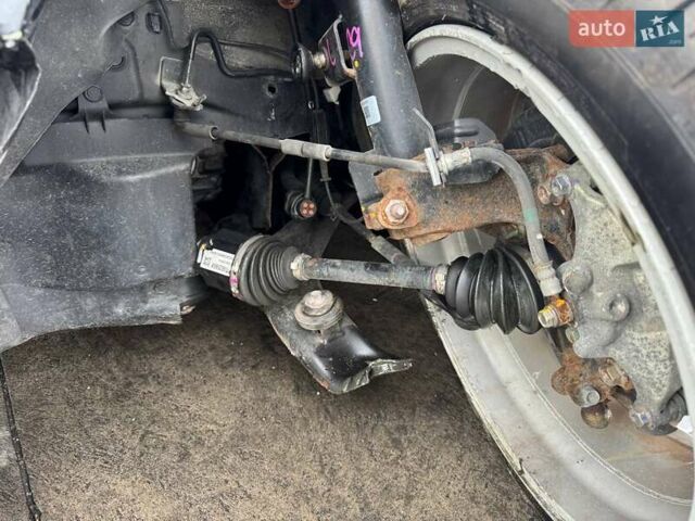 Черный Мазда 3, объемом двигателя 2.5 л и пробегом 28 тыс. км за 13000 $, фото 8 на Automoto.ua