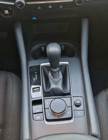 Черный Мазда 3, объемом двигателя 2.49 л и пробегом 40 тыс. км за 17500 $, фото 14 на Automoto.ua