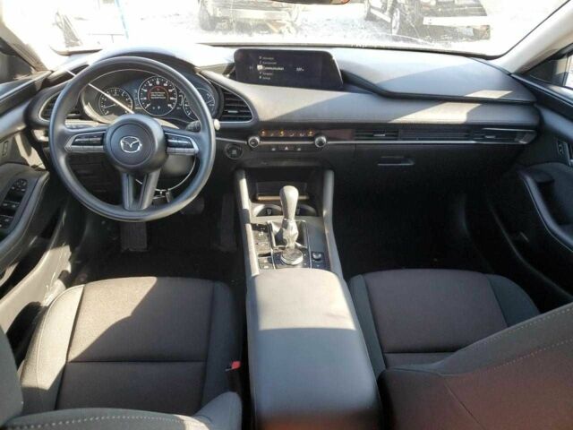 Черный Мазда 3, объемом двигателя 2 л и пробегом 28 тыс. км за 6100 $, фото 7 на Automoto.ua