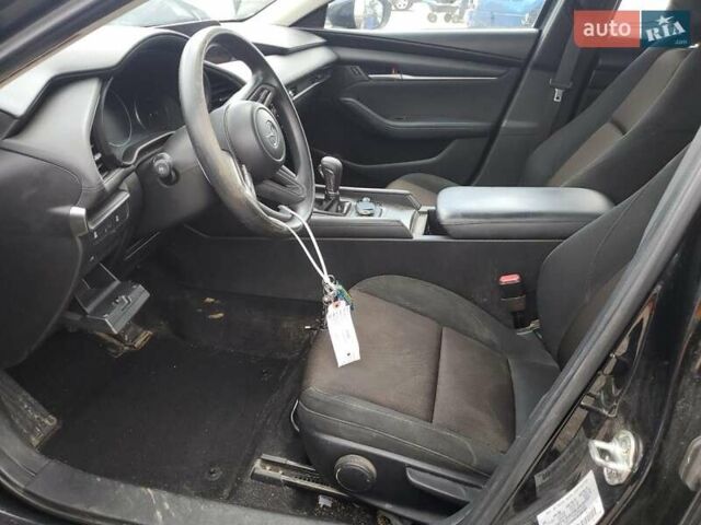 Чорний Мазда 3, об'ємом двигуна 2.49 л та пробігом 104 тис. км за 3000 $, фото 6 на Automoto.ua