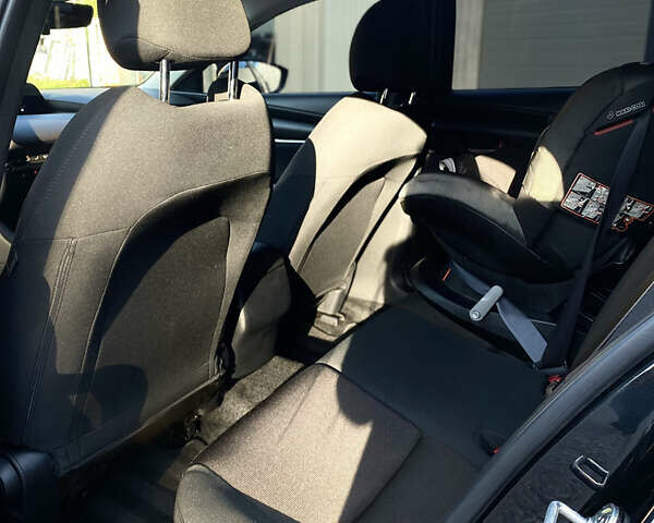 Черный Мазда 3, объемом двигателя 2.5 л и пробегом 18 тыс. км за 18450 $, фото 18 на Automoto.ua