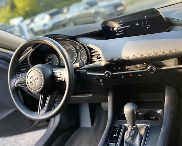 Черный Мазда 3, объемом двигателя 2.5 л и пробегом 18 тыс. км за 18450 $, фото 13 на Automoto.ua