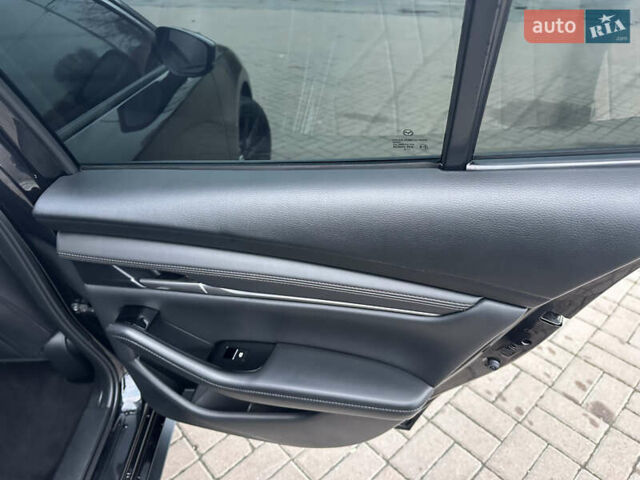 Черный Мазда 3, объемом двигателя 2.49 л и пробегом 31 тыс. км за 19555 $, фото 47 на Automoto.ua