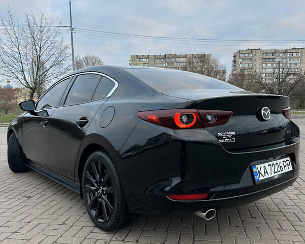 Черный Мазда 3, объемом двигателя 2.49 л и пробегом 31 тыс. км за 19555 $, фото 24 на Automoto.ua