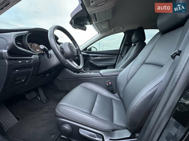 Черный Мазда 3, объемом двигателя 2.49 л и пробегом 31 тыс. км за 19555 $, фото 32 на Automoto.ua