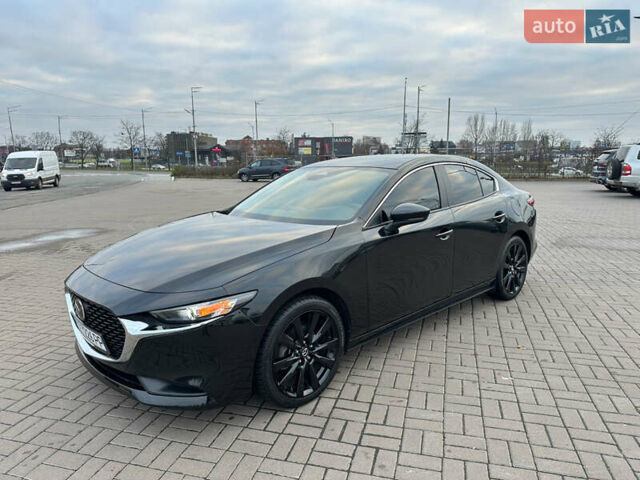 Черный Мазда 3, объемом двигателя 2.49 л и пробегом 31 тыс. км за 19555 $, фото 1 на Automoto.ua