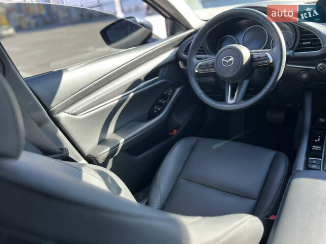 Черный Мазда 3, объемом двигателя 2.49 л и пробегом 6 тыс. км за 20300 $, фото 15 на Automoto.ua
