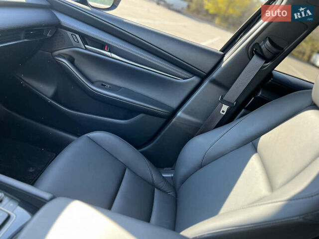 Черный Мазда 3, объемом двигателя 2.49 л и пробегом 6 тыс. км за 20300 $, фото 18 на Automoto.ua