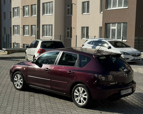 Фиолетовый Мазда 3, объемом двигателя 1.6 л и пробегом 200 тыс. км за 3800 $, фото 2 на Automoto.ua