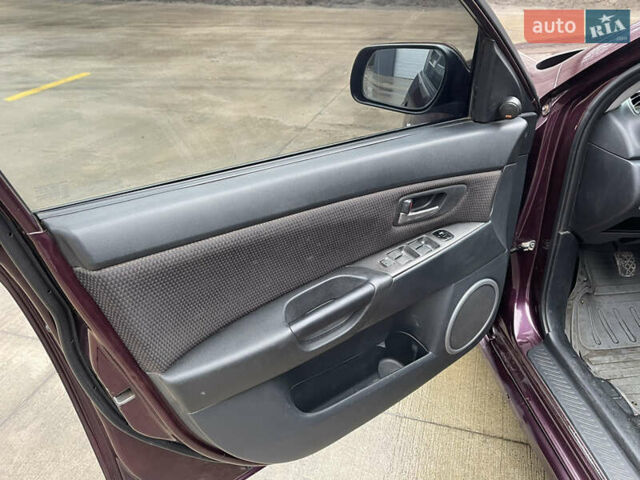 Фіолетовий Мазда 3, об'ємом двигуна 2 л та пробігом 200 тис. км за 3550 $, фото 7 на Automoto.ua