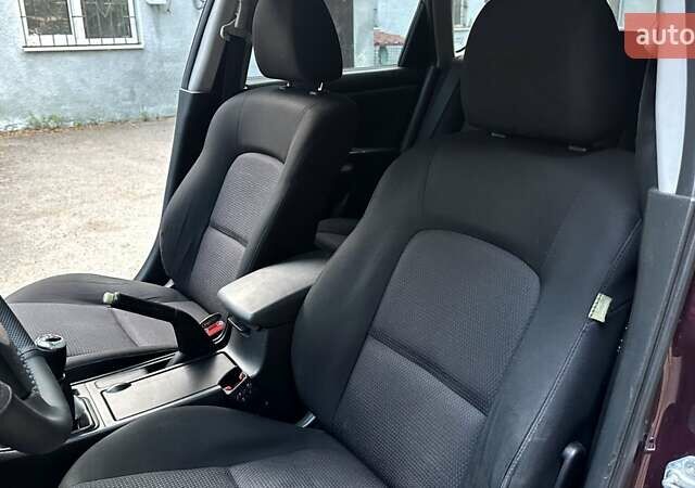 Фіолетовий Мазда 3, об'ємом двигуна 1.6 л та пробігом 335 тис. км за 4999 $, фото 17 на Automoto.ua