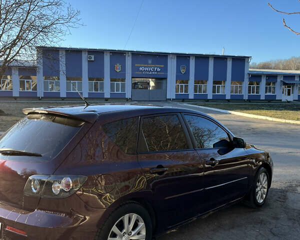 Фіолетовий Мазда 3, об'ємом двигуна 1.6 л та пробігом 210 тис. км за 4100 $, фото 3 на Automoto.ua