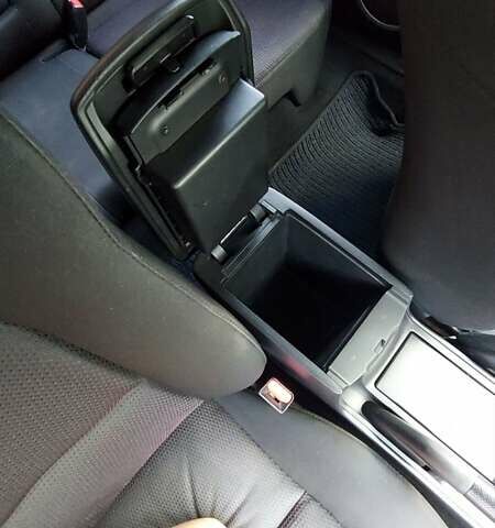 Фіолетовий Мазда 3, об'ємом двигуна 1.59 л та пробігом 235 тис. км за 6400 $, фото 24 на Automoto.ua