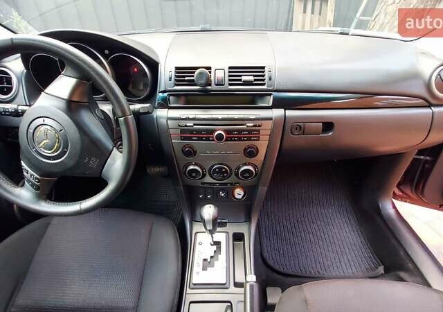 Фіолетовий Мазда 3, об'ємом двигуна 1.59 л та пробігом 235 тис. км за 6400 $, фото 16 на Automoto.ua