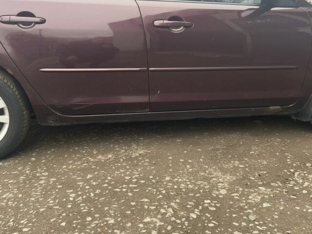 Фіолетовий Мазда 3, об'ємом двигуна 2 л та пробігом 261 тис. км за 2900 $, фото 7 на Automoto.ua