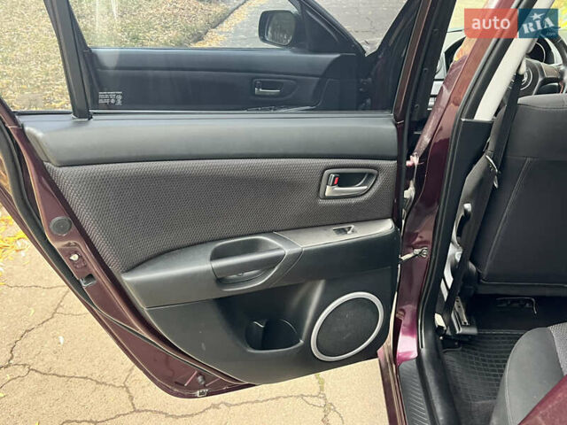 Фиолетовый Мазда 3, объемом двигателя 1.6 л и пробегом 211 тыс. км за 3750 $, фото 23 на Automoto.ua