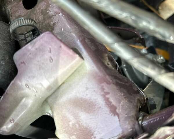 Фіолетовий Мазда 3, об'ємом двигуна 2 л та пробігом 170 тис. км за 3000 $, фото 1 на Automoto.ua