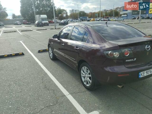 Фиолетовый Мазда 3, объемом двигателя 1.6 л и пробегом 155 тыс. км за 5800 $, фото 5 на Automoto.ua
