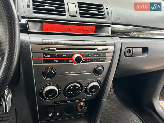 Фиолетовый Мазда 3, объемом двигателя 1.6 л и пробегом 211 тыс. км за 3750 $, фото 18 на Automoto.ua