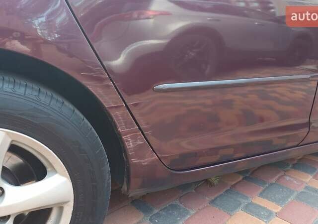 Фіолетовий Мазда 3, об'ємом двигуна 1.59 л та пробігом 235 тис. км за 6400 $, фото 3 на Automoto.ua