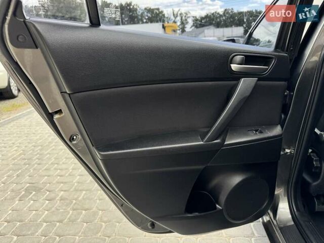 Коричневый Мазда 3, объемом двигателя 1.6 л и пробегом 234 тыс. км за 6300 $, фото 33 на Automoto.ua