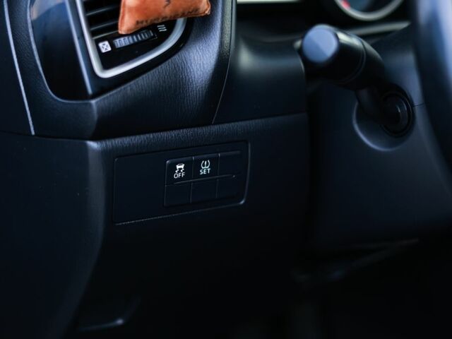 Мазда 3 2013 в Днепре (Днепропетровске) на Automoto.ua Коричневый Мазда 3, объемом двигателя 2 л и пробегом 197 тыс. км за 8200 $, фото 7 на Automoto.ua