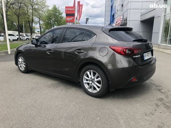 Коричневый Мазда 3, объемом двигателя 1.5 л и пробегом 97 тыс. км за 13600 $, фото 4 на Automoto.ua