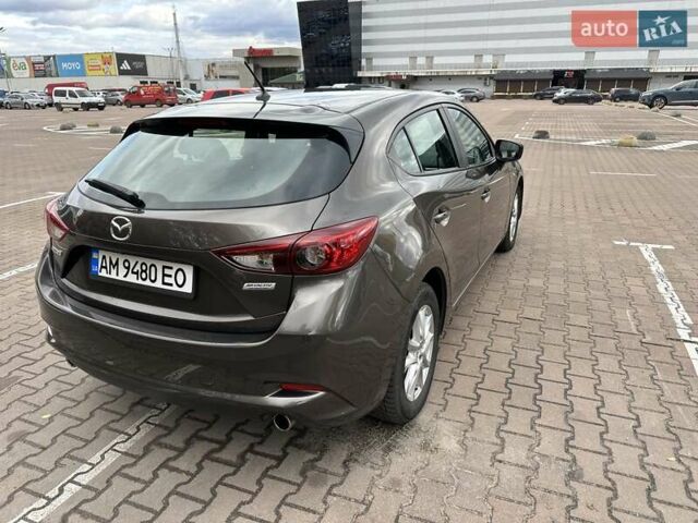 Мазда 3 2017 у Житомирі на Automoto.ua Коричневий Мазда 3, об'ємом двигуна 2 л та пробігом 120 тис. км за 12500 $, фото 3 на Automoto.ua
