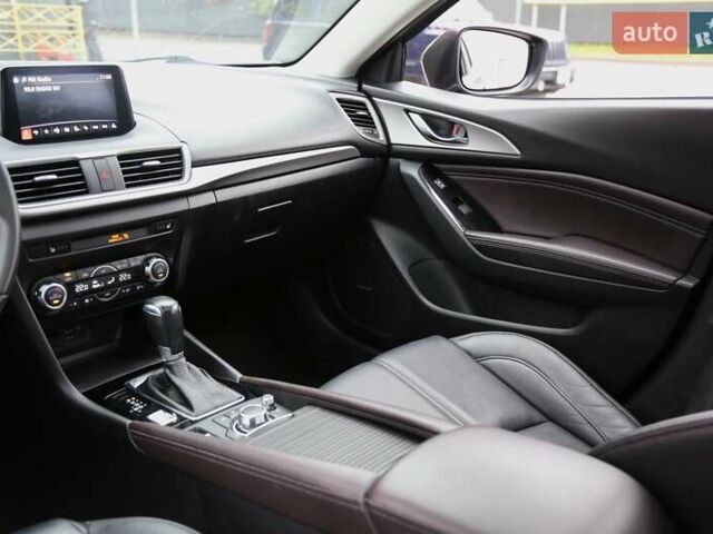 Коричневый Мазда 3, объемом двигателя 2.5 л и пробегом 129 тыс. км за 13500 $, фото 14 на Automoto.ua
