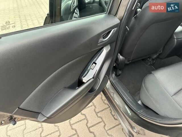 Мазда 3 2017 у Житомирі на Automoto.ua Коричневий Мазда 3, об'ємом двигуна 2 л та пробігом 120 тис. км за 12500 $, фото 9 на Automoto.ua