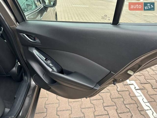Мазда 3 2017 у Житомирі на Automoto.ua Коричневий Мазда 3, об'ємом двигуна 2 л та пробігом 120 тис. км за 12500 $, фото 13 на Automoto.ua