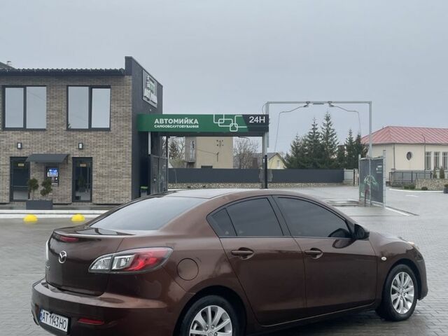 Коричневый Мазда 3, объемом двигателя 1.6 л и пробегом 197 тыс. км за 6800 $, фото 5 на Automoto.ua