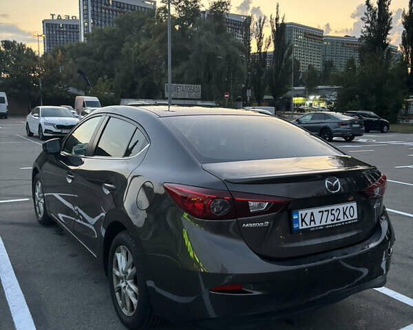 Коричневый Мазда 3, объемом двигателя 1.5 л и пробегом 175 тыс. км за 12500 $, фото 7 на Automoto.ua
