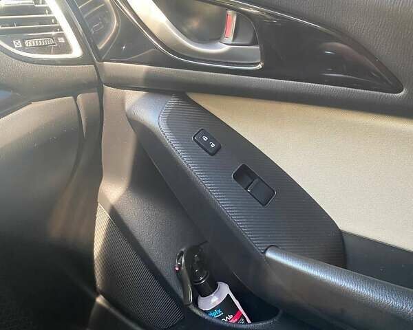 Коричневый Мазда 3, объемом двигателя 2 л и пробегом 125 тыс. км за 9800 $, фото 7 на Automoto.ua