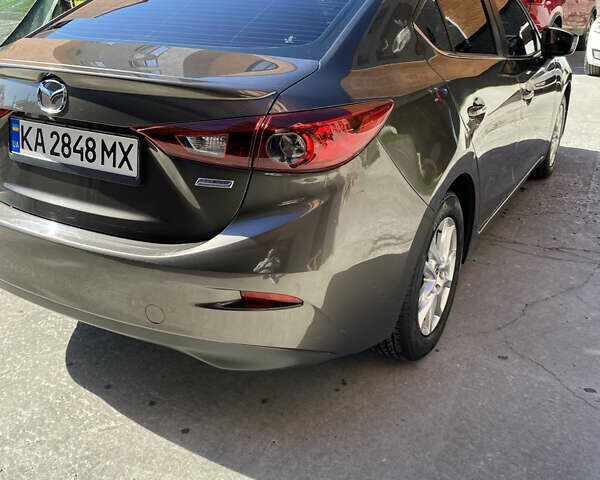 Коричневый Мазда 3, объемом двигателя 2 л и пробегом 171 тыс. км за 11500 $, фото 3 на Automoto.ua