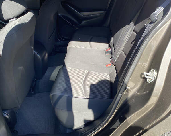 Коричневый Мазда 3, объемом двигателя 2 л и пробегом 171 тыс. км за 11500 $, фото 6 на Automoto.ua