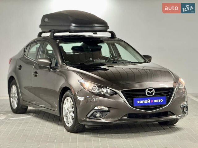 Мазда 3 2014 в Киеве на Automoto.ua Коричневый Мазда 3, объемом двигателя 2 л и пробегом 111 тыс. км за 9999 $, фото 2 на Automoto.ua