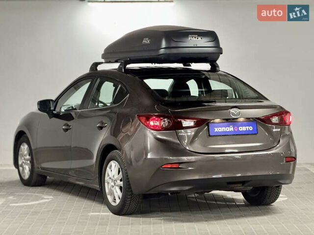 Мазда 3 2014 в Киеве на Automoto.ua Коричневый Мазда 3, объемом двигателя 2 л и пробегом 111 тыс. км за 9999 $, фото 6 на Automoto.ua
