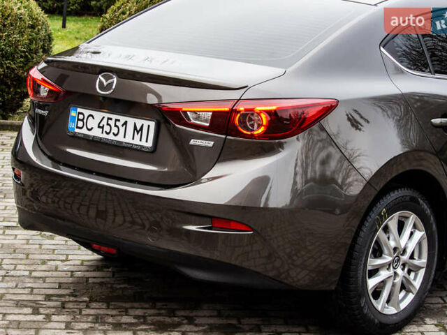 Коричневый Мазда 3, объемом двигателя 1.5 л и пробегом 181 тыс. км за 10500 $, фото 19 на Automoto.ua