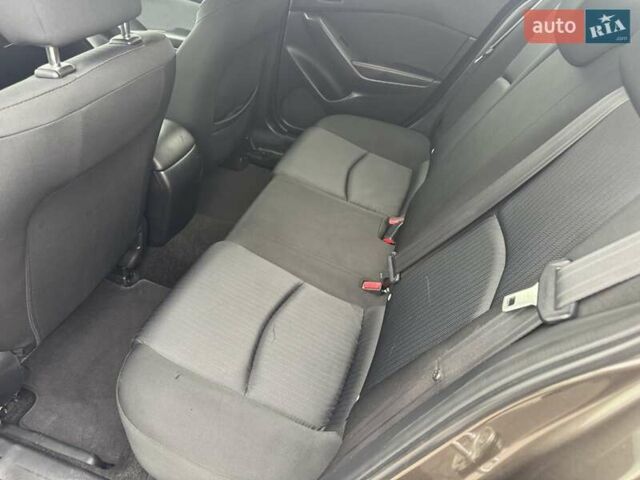 Коричневый Мазда 3, объемом двигателя 2 л и пробегом 175 тыс. км за 9999 $, фото 14 на Automoto.ua